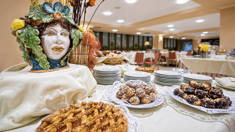 Dessert p Hotel Dioscuri, Sicilien, Italien